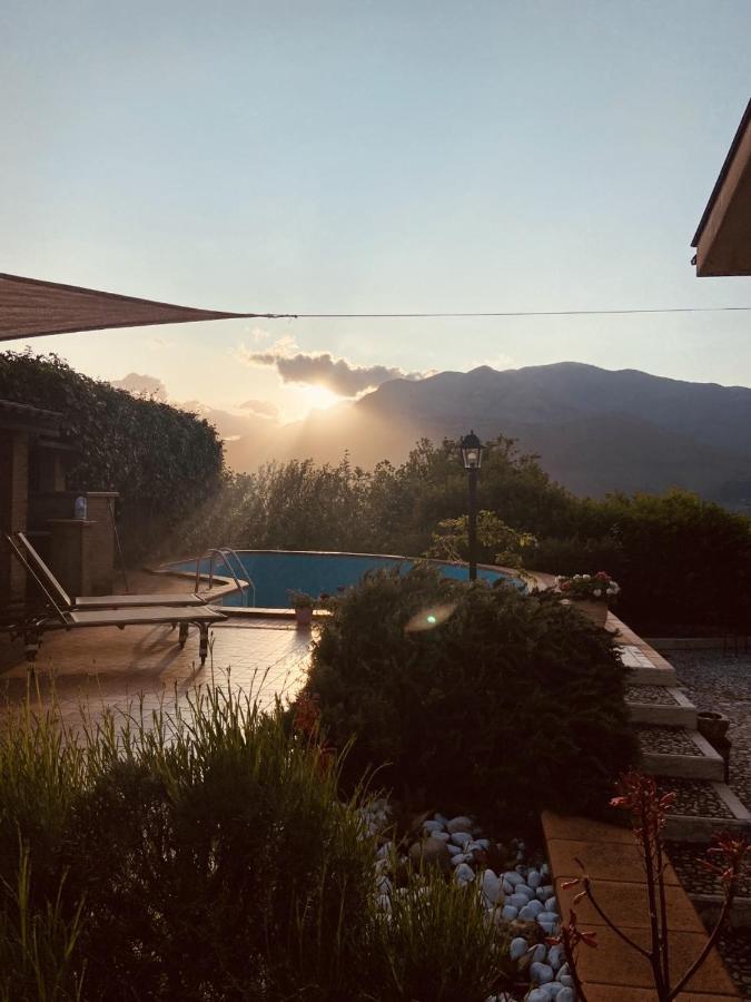 Villa Cipriano Minturno Eksteriør billede